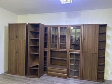 стеклянные подставки под телевизор: Продается стенка (гарнитур)
По поводу цены пишите на вотсап — 1