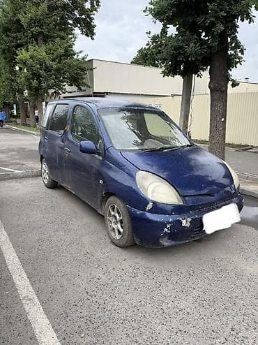 авто бутка: Toyota Funcargo: 2001 г., 1.5 л, Автомат, Бензин, Хэтчбэк — 1