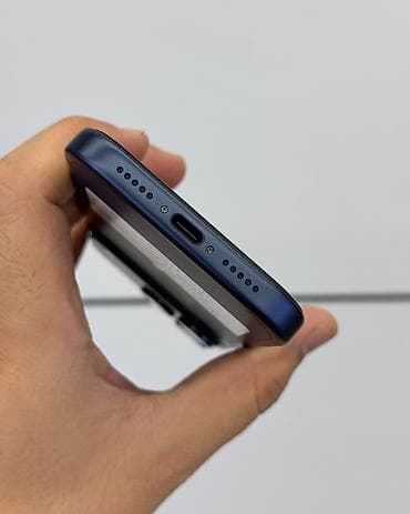 Техника и электроника: IPhone 17 Pro, Б/у, 512 ГБ, Blue Titanium, Защитное стекло, Чехол, Кабель, В рассрочку, 100 % — 7