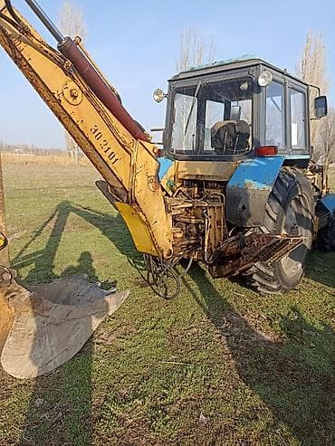 Экскаватор, МТЗ (Беларус), Колесный