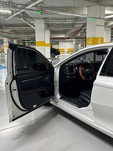 toiota mark x: Toyota Camry: 2019 г., Автомат, Гибрид — 9