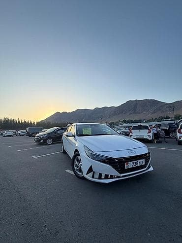 Унаа: Hyundai Avante: 2022 г., 1.6 л, Автомат, Бензин, Седан — 2