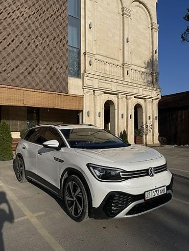 бампер is 250: Volkswagen ID.6: 2023 г., Автомат, Электромобиль, Кроссовер — 3