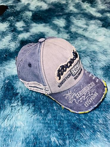 кепки: Кепка, Бейсболка, Козырек: Изогнутый, С вышивкой — 2