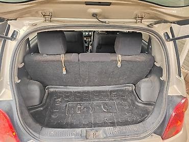 100: Toyota Ist: 2003 г., 1.5 л, Автомат, Бензин, Хэтчбэк — 5