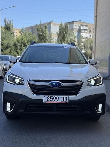 Subaru Outback: 2021 г., 2.5 л, Автомат, Бензин, Универсал