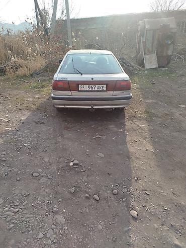 т2 транспортер: Mazda 626: 1989 г., 2 л, Ручные, Бензин, Хэтчбэк — 3