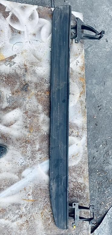 Наружные накладки порогов Rover, 2019 г., Б/у, Оригинал