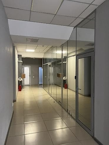 Недвижимость: Аренда офисов, 300 м², В жилом комплексе, С отдельной кухней, С видом на горы, С оборудованием — 8