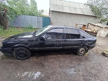 b4 б4: Opel Vectra: 1990 г., 1.6 л, Механика, Бензин, Седан — 4