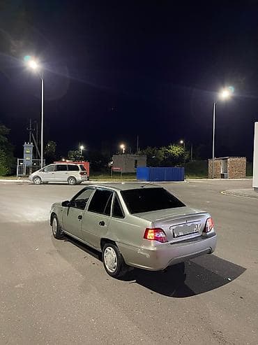 нек: Daewoo Nexia: 2008 г., 1.6 л, Механика, Бензин, Седан — 5