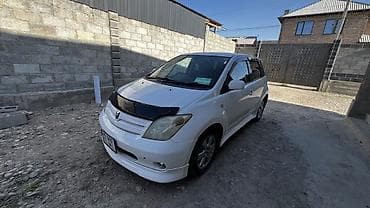 Унаа: Toyota Ist: 2004 г., 1.3 л, Автомат, Бензин, Хетчбек — 8