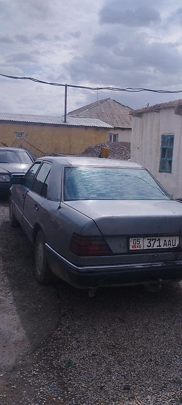 bmw g05 2020: Mercedes-Benz W124: 1989 г., Седан — 1