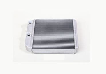 runner: Радиаторы печки Mitsubishi carisma Новые. В НАЛИЧИИ. В наличии — 1