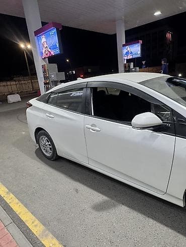 приус 2009: Toyota Prius: 2019 г., 1.8 л, Вариатор, Гибрид, Лифтбек — 4