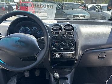 жеңил машина: Daewoo Matiz: 2004 г., 0.8 л, Кол менен иштөөчү, Бензин, Хетчбек — 5