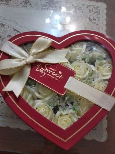 подарочные боксы бишкек: Коробка в виде сердца.внутри розочки из мыла ручной работы. Молодая — 1