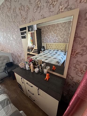 сундук б у: Спальный гарнитур, Б/у, Двуспальная кровать, ДСП, Самовывоз, цвет - Бежевый — 4