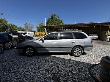 Транспорт: Toyota Avensis: 2002 г., 2 л, Механика, Бензин, Универсал — 3