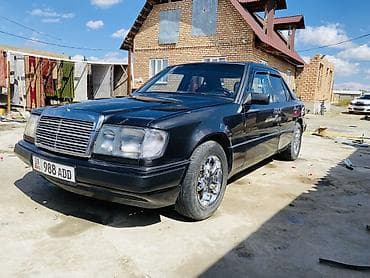 34 дюйма: Mercedes-Benz W124: 1992 г., 2.3 л, Бензин, Седан — 3