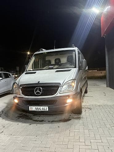 мотоциклы 600 куб: Легкий грузовик, Mercedes-Benz — 1