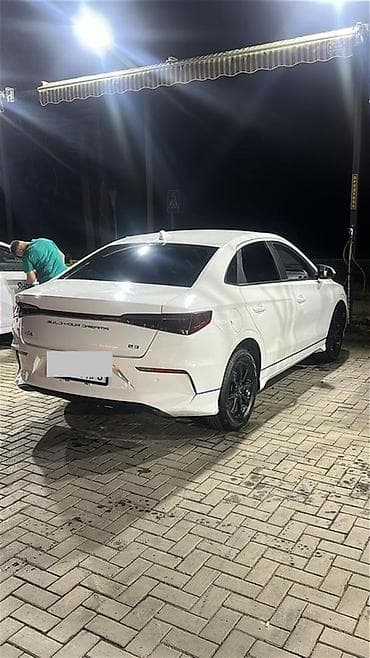 BYD: BYD Qin: 2020 г., Седан — 2
