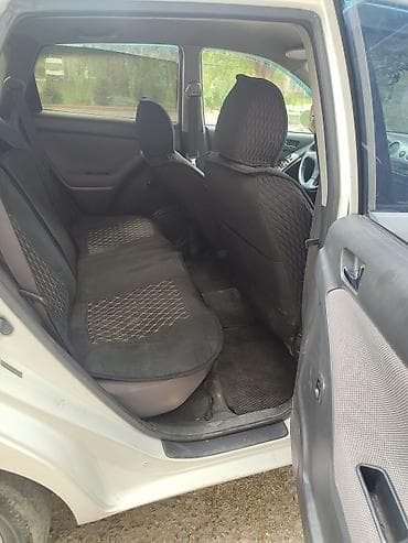 highlander 2012: Toyota Matrix: 2003 г., 1.8 л, Автомат, Бензин, Хэтчбэк — 9