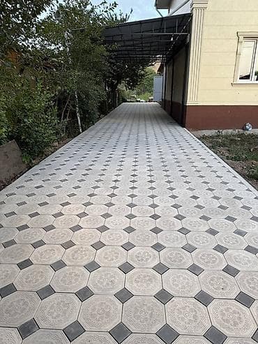 рисунки на стены: Тротуарная плитка и укладка под ключ - Вид работ: мощение дворовых — 7