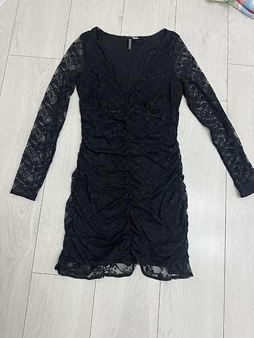 Личные вещи: Платья по 300сом Черное кружевное платье мини - Материал: тонкое — 3
