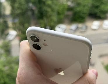 a 13: IPhone 11, Б/у, 128 ГБ, Белый, Зарядное устройство, Чехол, Кабель, 78 % — 3