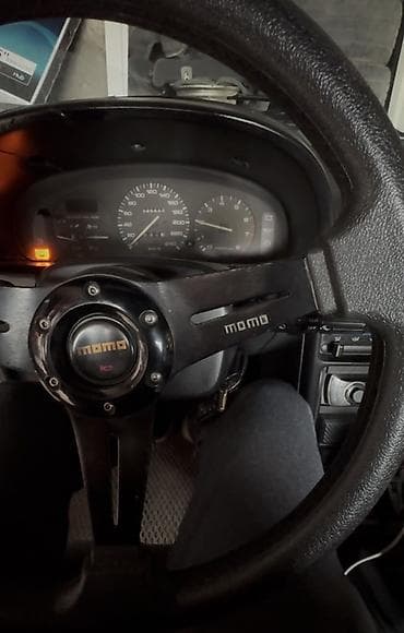 толка алмашам: Mazda 323: 1990 г., 1.6 л, Ручные, Бензин, Хэтчбэк — 5