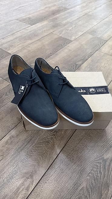 Жеке буюмдар: Эркектердин туфлиси, 41.5, Clarks, Жаңы, түсү - Көк — 1