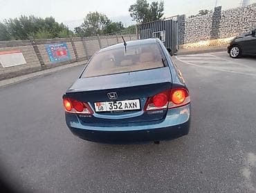 мерседес т 1: Honda Civic: 2008 г., 1.3 л, Вариатор, Гибрид, Седан — 3