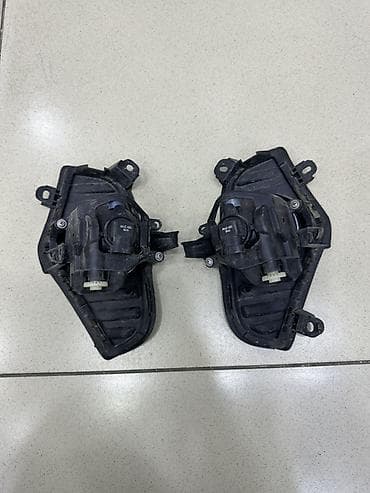 lc 100: Комплект противотуманных фар Toyota 2019 г., Б/у, Аналог, Китай — 2