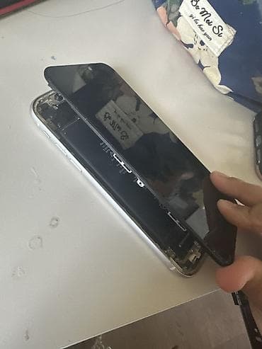 редми нот 12 с: IPhone 11, 128 ГБ Цвет корпуса — белый. В комплекте — чехол розового — 2
