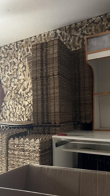 Egg packer needed can work while studying flexible schedule few hours