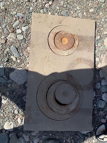 Чугунная варочная плита для печи с двумя конфорками. Описание: -