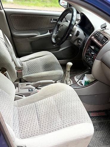dodge charger: Mazda 626: 2002 г., 2 л, Механика, Бензин, Седан — 5