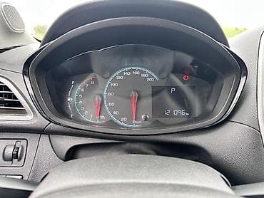 lada 06: Chevrolet Spark: 2019 г., 1 л, Автомат, Бензин, Хэтчбэк — 4