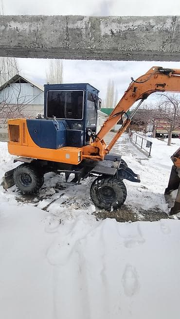 купить экскаватор погрузчик: Экскаватор, 1997 г., Колесный — 4