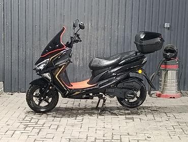 н макс мопед: Макси-скутер Yamaha, 150 куб. см, Бензин, Б/у — 5