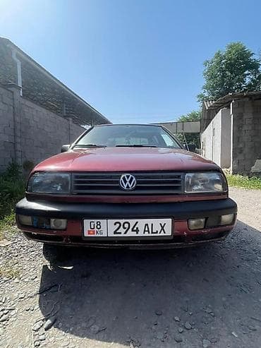 lexus 47: Volkswagen Vento: 1993 г., 1.8 л, Бензин — 7