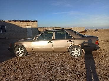 mers 210: Mercedes-Benz E-Class: 1992 г., Механика, Седан — 2