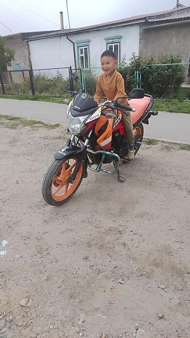 электронный мотоциклы: Мотоцикл Honda с ливреей Repsol - Уличный/нейкед класс, фирменная — 2