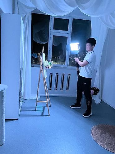 microlab solo: Видео свет U800

Штатив
Микрофон
Софтбокс
Видео свет — 2