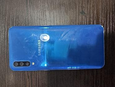 где можно продать телефон бу: Samsung B2700, Б/у, 16 ГБ — 4