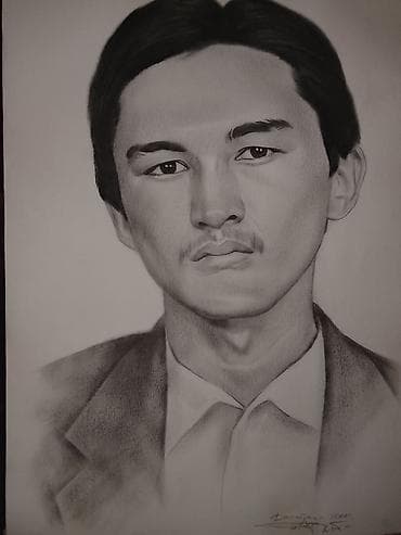 Портрет графитным карандашом на бумаге - Реалистичный мужской