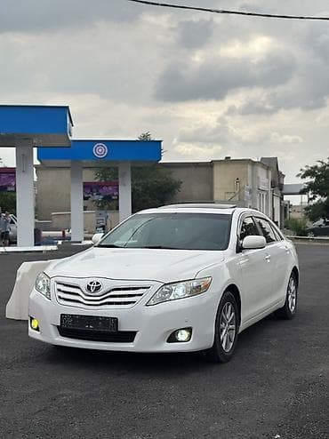 Toyota Camry: 2010 г., 2.5 л, Автомат, Бензин, Седан — 2