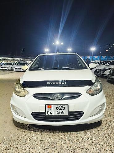 hyundai solaris 2013: Hyundai Solaris: 2011 г., 1.6 л, Автомат, Бензин, Седан — 4