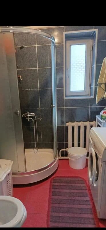 пишпек пол дом: 70 кв. м, 4 бөлмө, Унаа токтотуучу жай, Забор, тосулган — 2